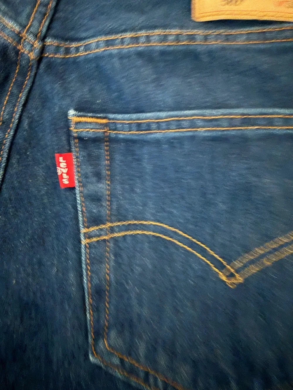 Levi’s 501 button fly straight jeans 32 x 30 dark wash‎ cotton western classic